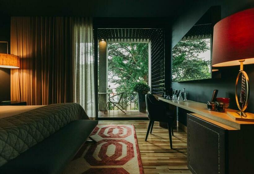 Quarto executivo, Torel Avantgarde