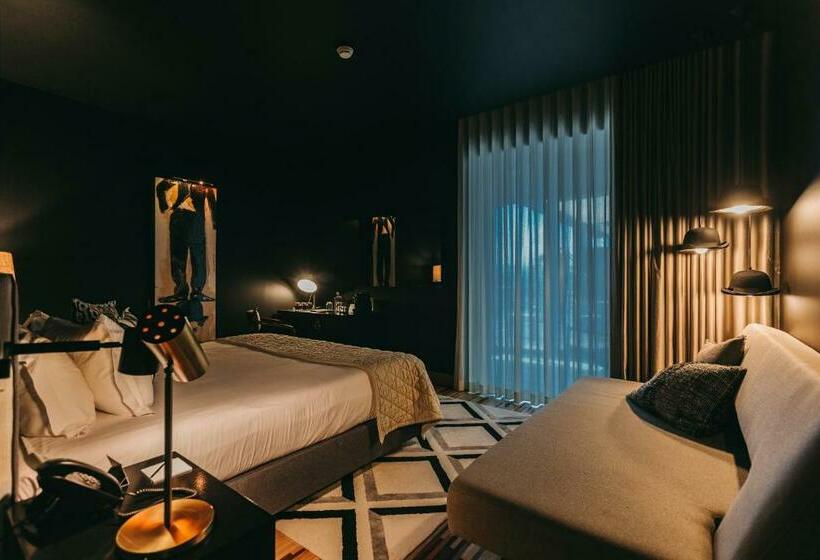 Quarto executivo, Torel Avantgarde