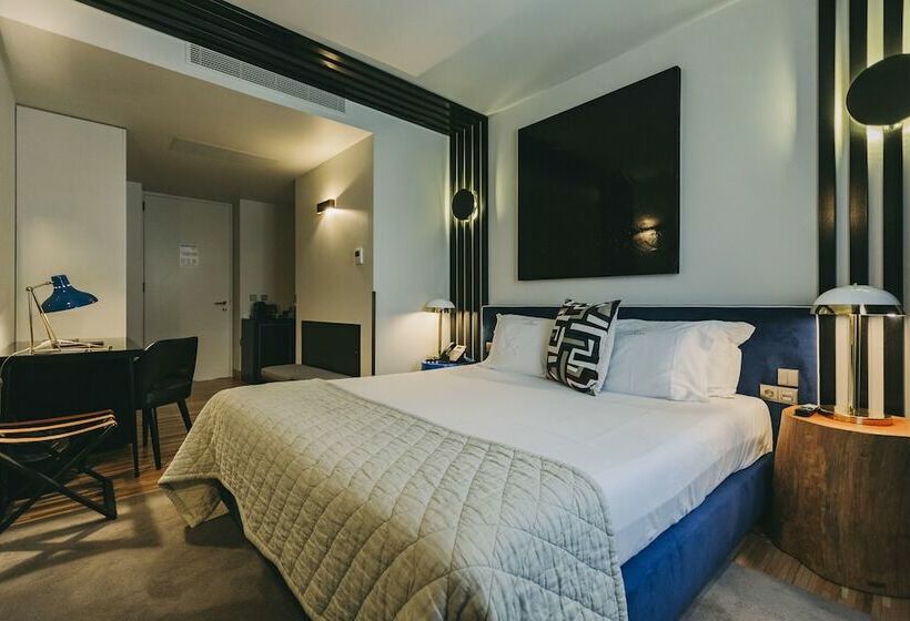 Quarto executivo, Torel Avantgarde