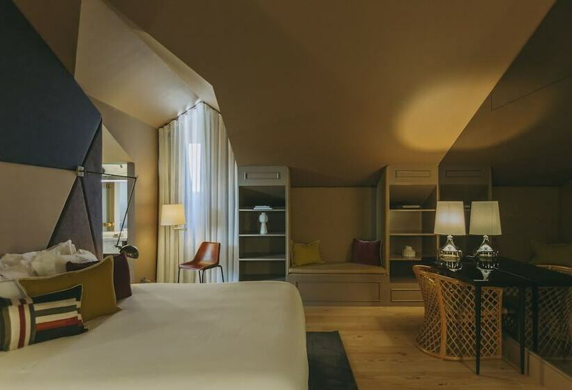 Quarto executivo, Torel Avantgarde