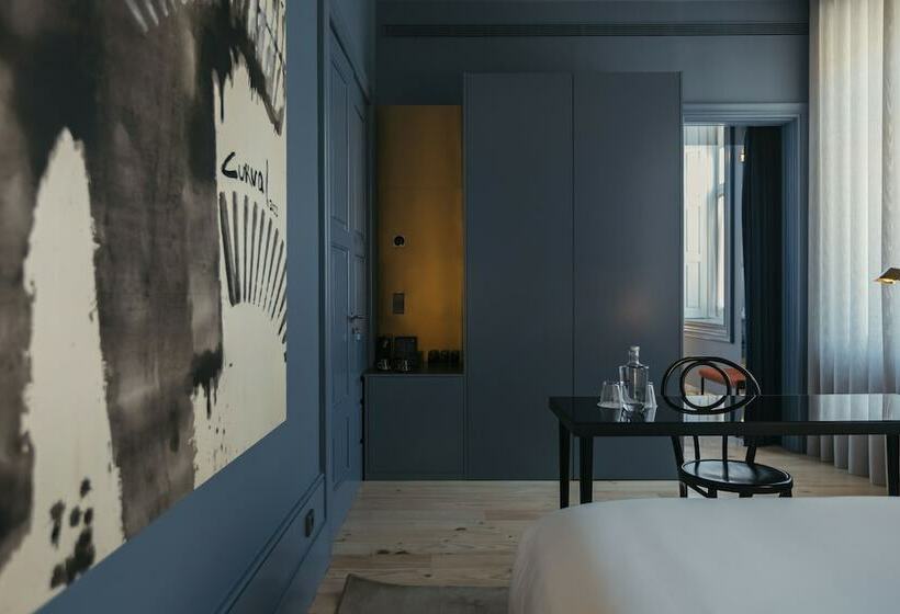 Quarto executivo, Torel Avantgarde
