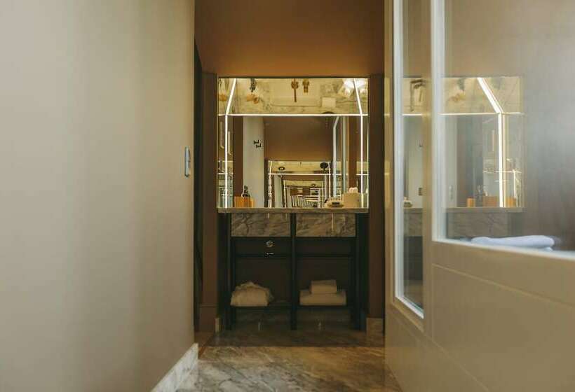 Quarto executivo, Torel Avantgarde