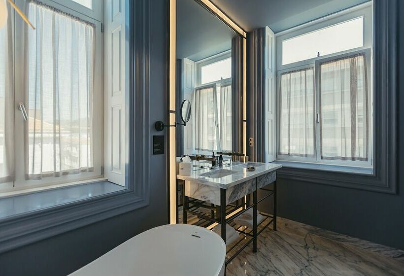 Quarto executivo, Torel Avantgarde