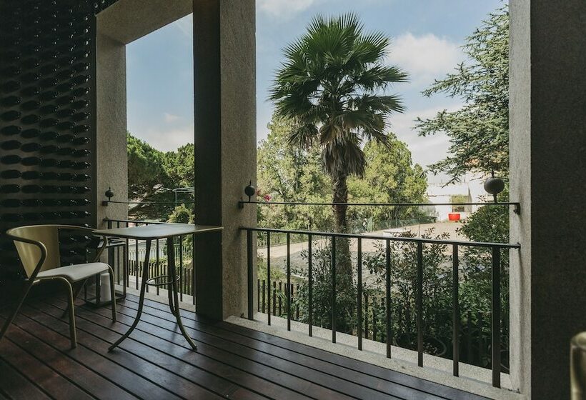 Quarto executivo, Torel Avantgarde