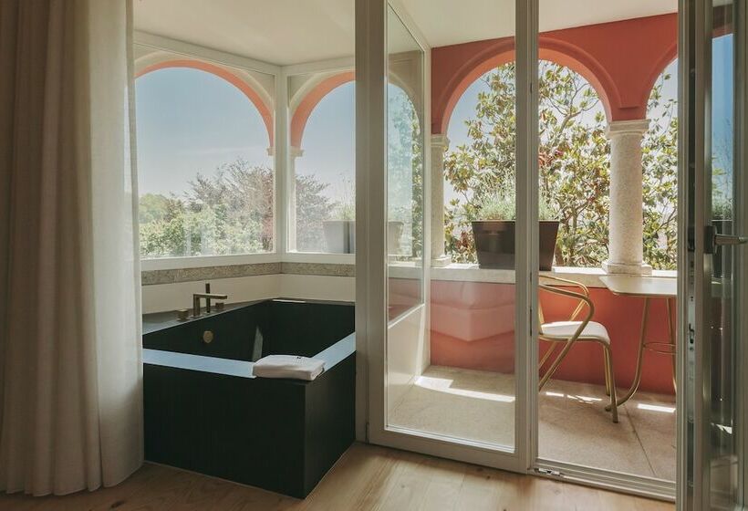 Quarto executivo, Torel Avantgarde