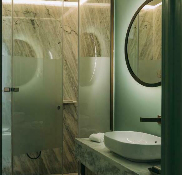 Suite Real, Torel Avantgarde