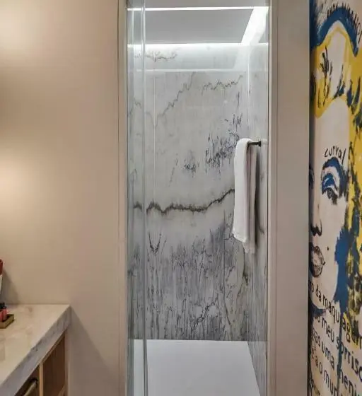 Suite, Torel Avantgarde
