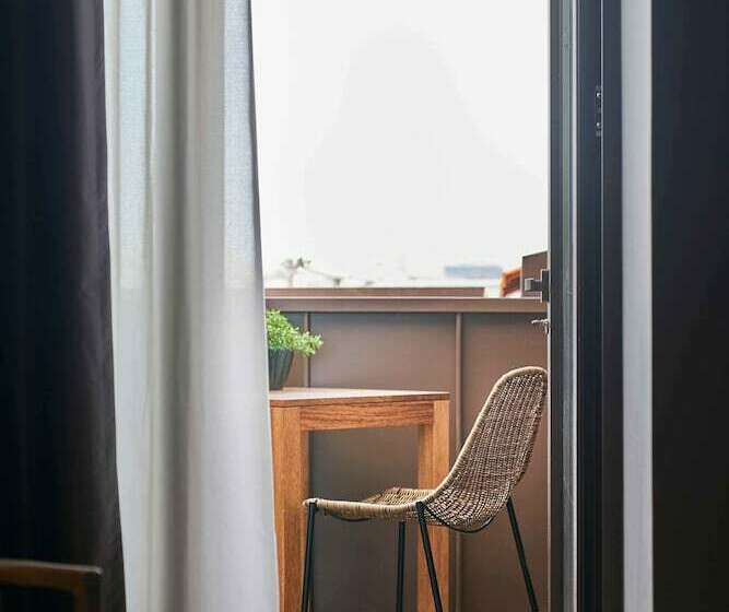 Suite Superior, Torel Avantgarde