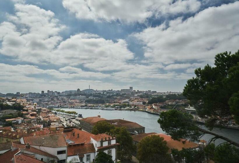 Junior Suite Deluxe, Torel Avantgarde