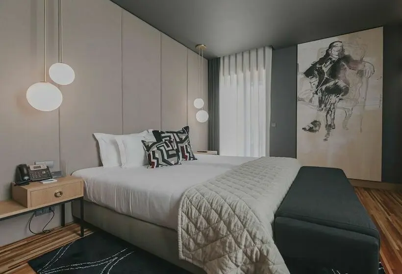 Deluxe Suite River View