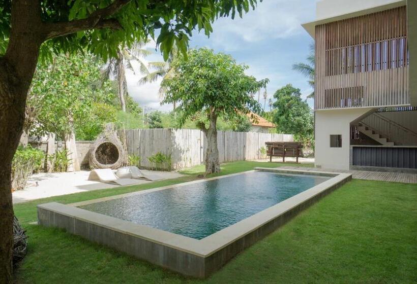 标准间带阳台, Locomotive Hotel And Spa By Eps