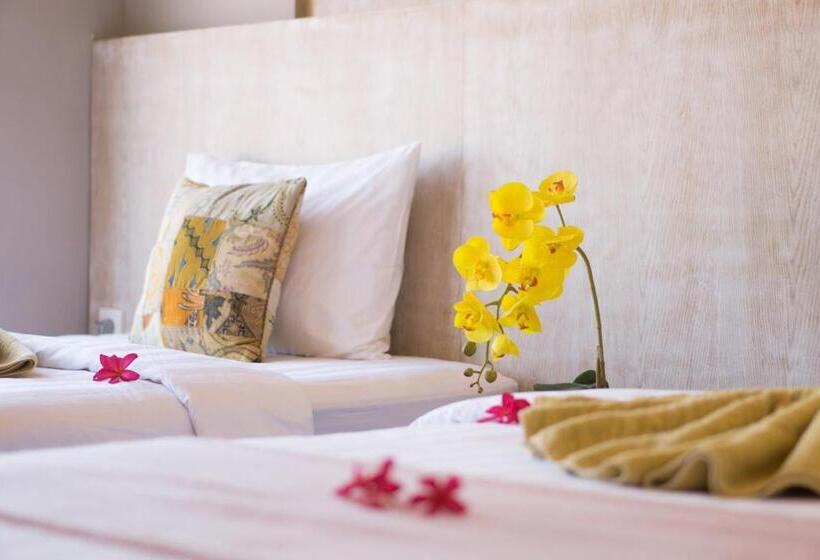 标准间带阳台, Locomotive Hotel And Spa By Eps