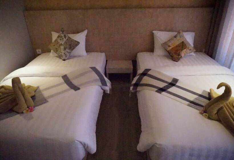 带阳台的豪华间, Locomotive Hotel And Spa By Eps