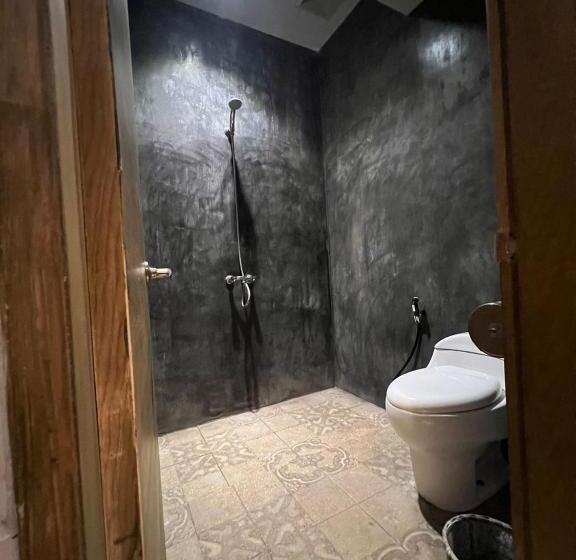 带阳台的豪华间, Locomotive Hotel And Spa By Eps