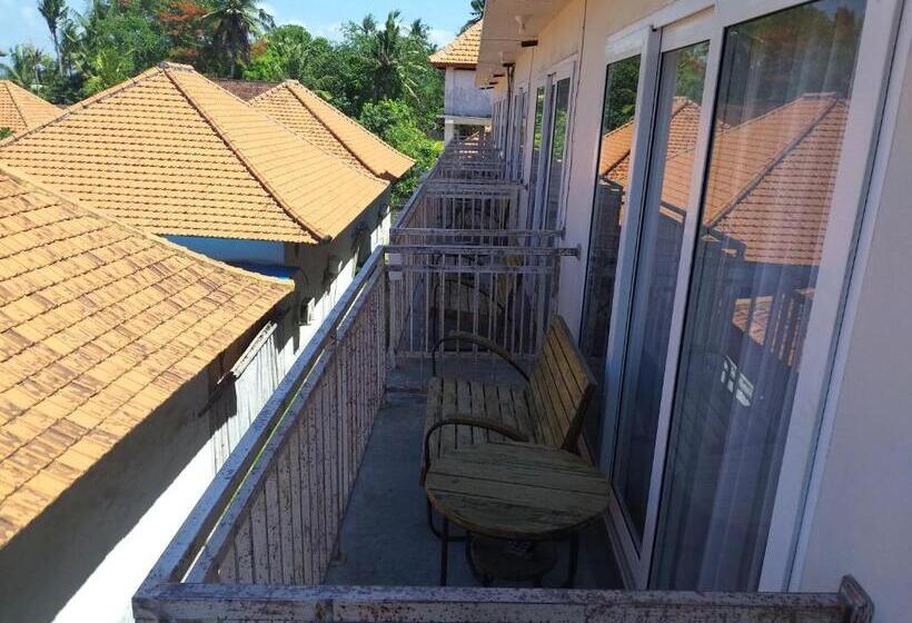 带阳台的豪华间, Locomotive Hotel And Spa By Eps