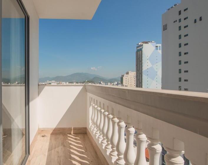 اتاق اجرایی با چشم‌انداز دریا, Seven Seas Hotel Nha Trang