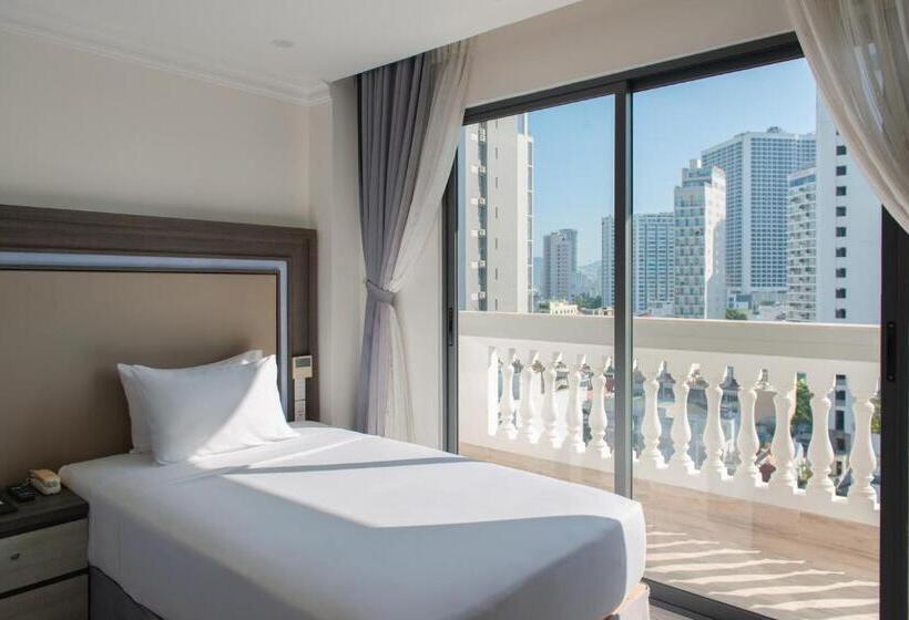 اتاق اجرایی با چشم‌انداز دریا, Seven Seas Hotel Nha Trang