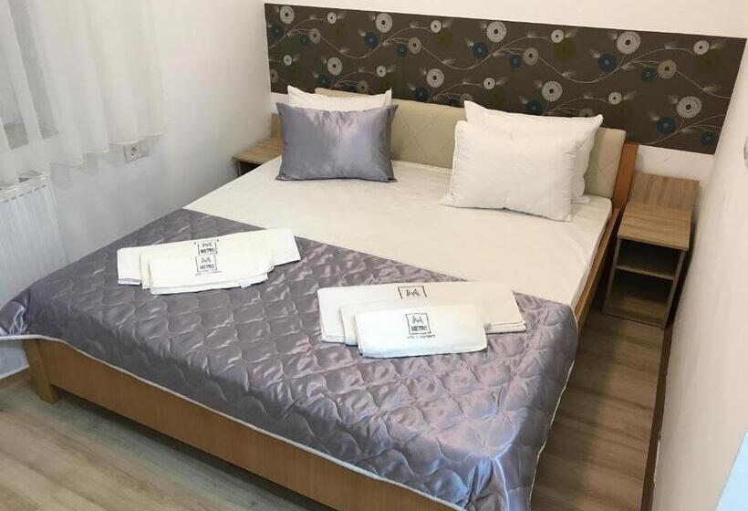 آپارتمان 1 خوابه با چشمانداز باغ, Villa Nina Hotel & Lounge Bar