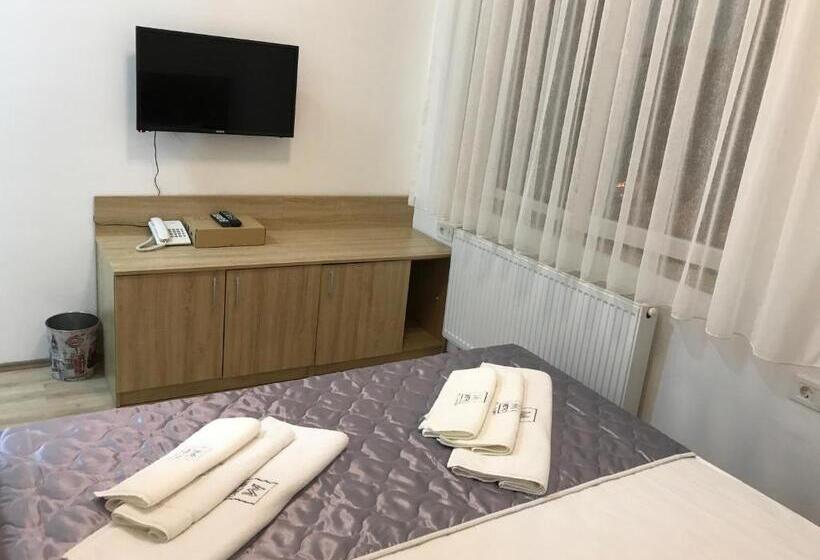آپارتمان 1 خوابه با چشم‌انداز باغ, Villa Nina Hotel & Lounge Bar