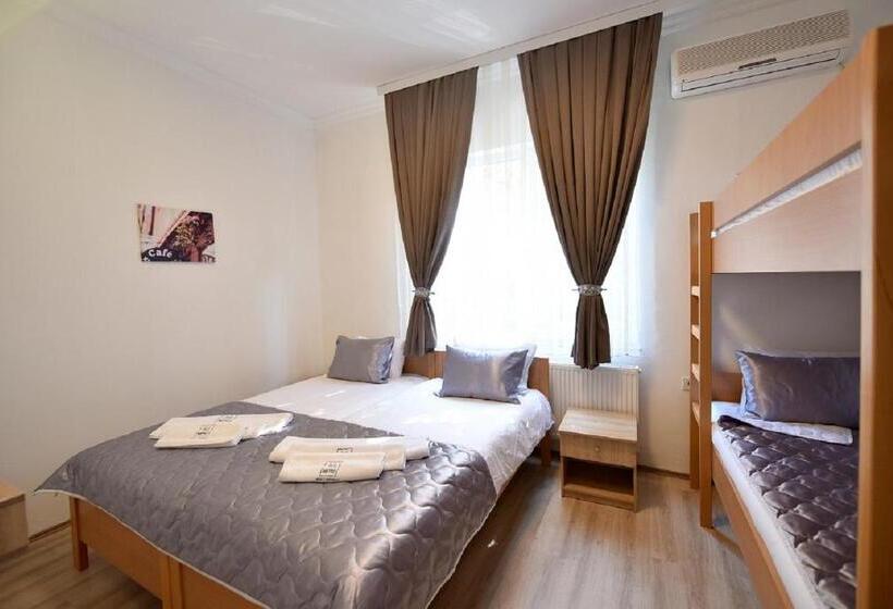 اتاق خانوادگی, Villa Nina Hotel & Lounge Bar