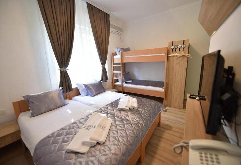 اتاق خانوادگی, Villa Nina Hotel & Lounge Bar