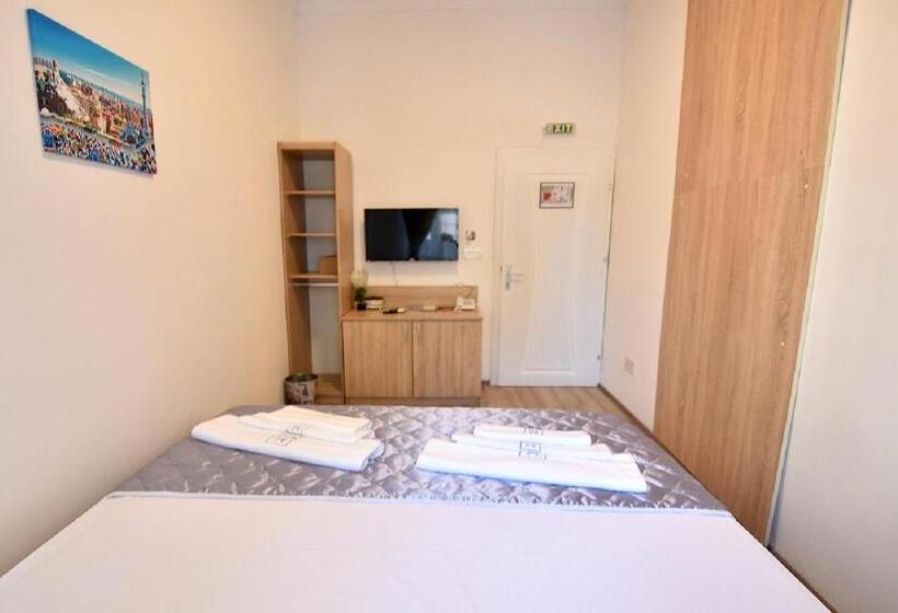 آپارتمان 1 خوابه با چشمانداز باغ, Villa Nina Hotel & Lounge Bar