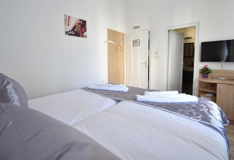 اتاق استاندارد, Villa Nina Hotel & Lounge Bar