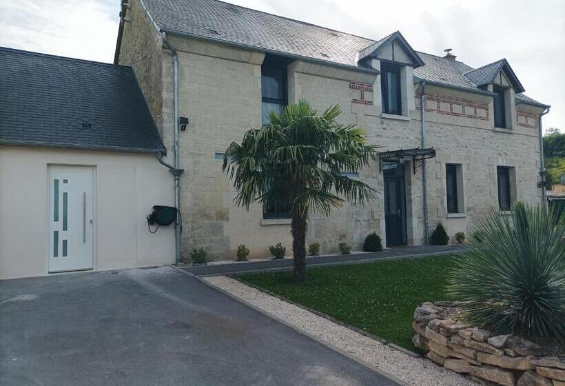 غرفة قياسية مطلّة علي الحديقة, L  Har & Lam