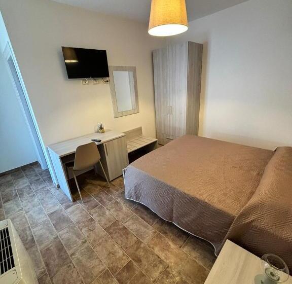 חדר סטנדרט, La Rovazzola