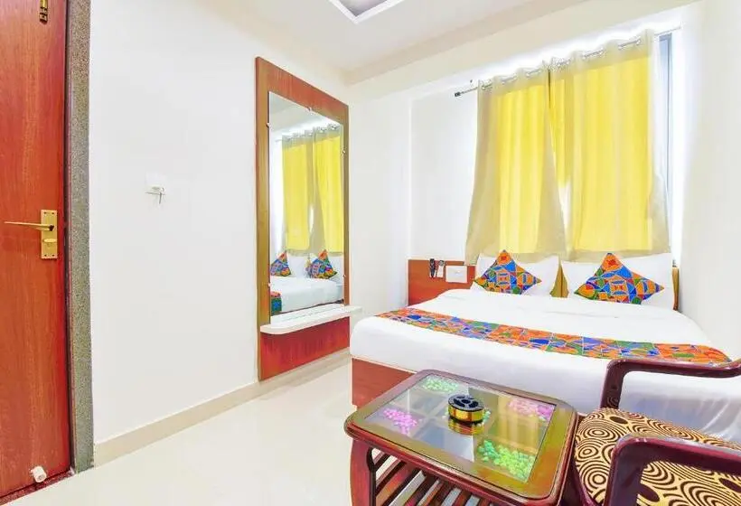 Habitació Deluxe, Fabhotel Samrat Regency