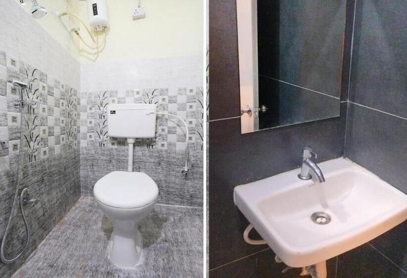 Трехместный Номер Классика, Oyo Family Lodge