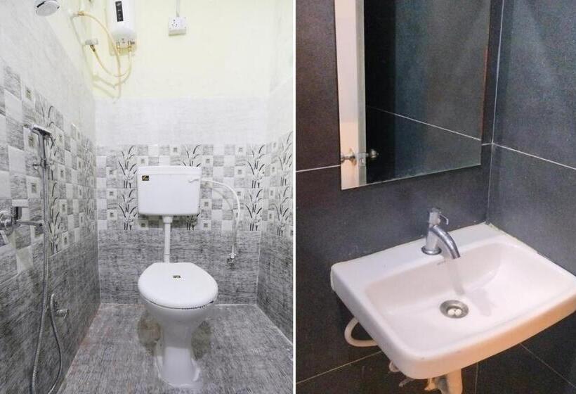 Трехместный Номер Классика, Oyo Family Lodge