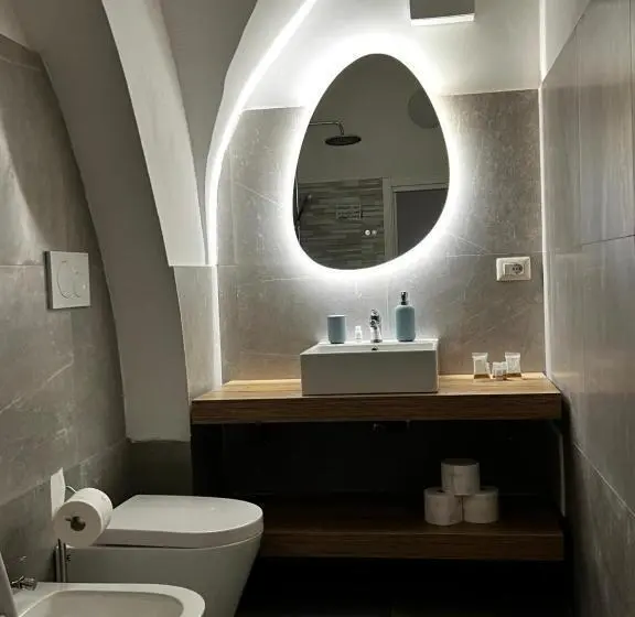 ファミリールーム, Il Tarquiniese