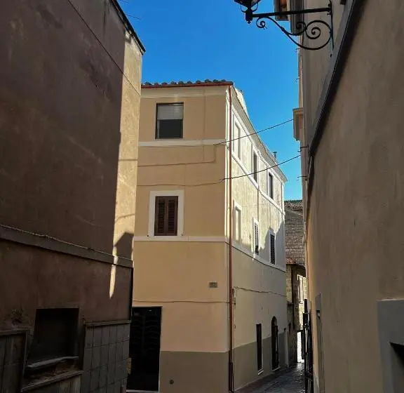 ファミリールーム, Il Tarquiniese
