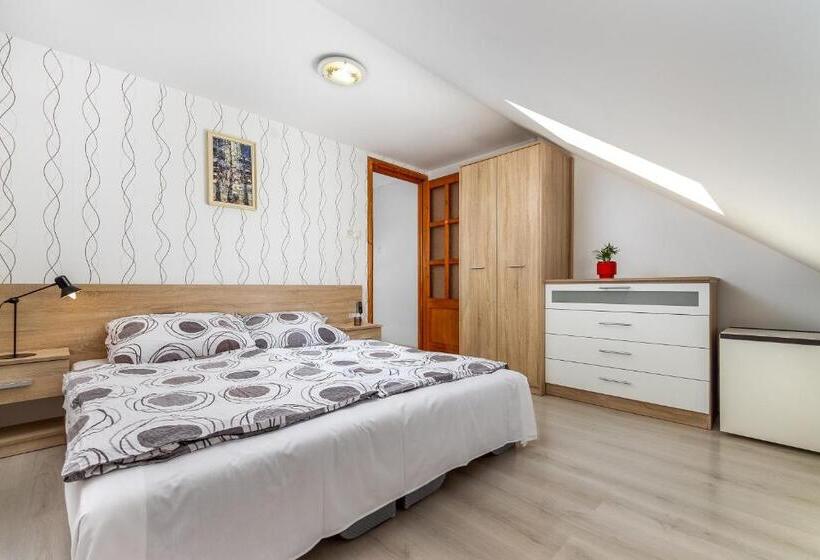 Standard room with outdoor bath, Katalin Vendégház