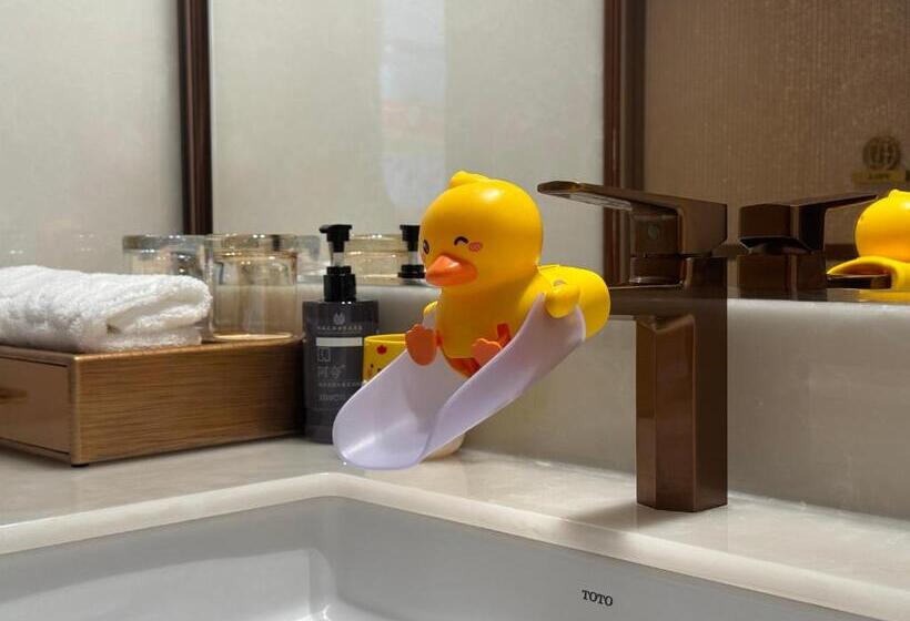 패밀리 룸, 珠海金湾毛林大酒店