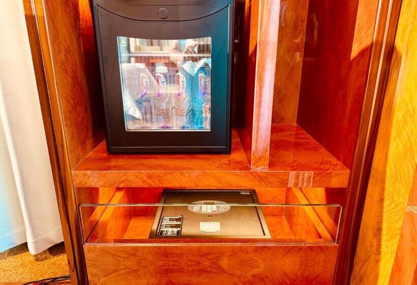 스위트, 珠海金湾毛林大酒店