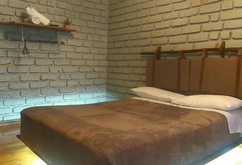 Номер Стандарт, Dystopia Hostel   All Day Breakfast