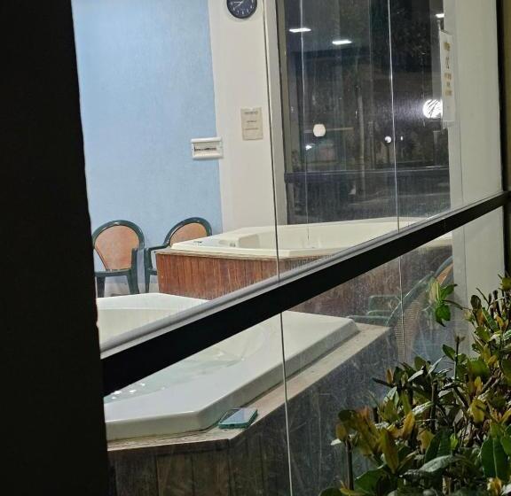 Апартаменты 1 Спальня Вид на Бассейн, Flat Quartier Aldeia Das águas Park Resort