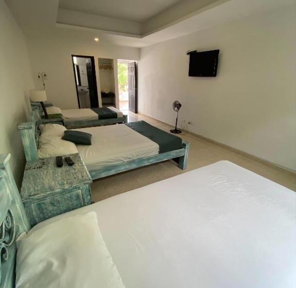 غرفة قياسية رباعية, Turqueza Inn