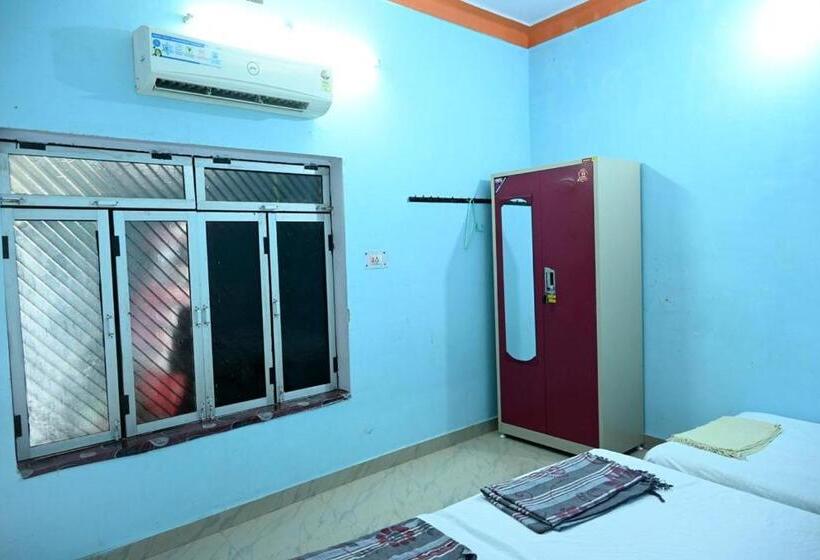 Номер Стандарт, Sandhya Guest House