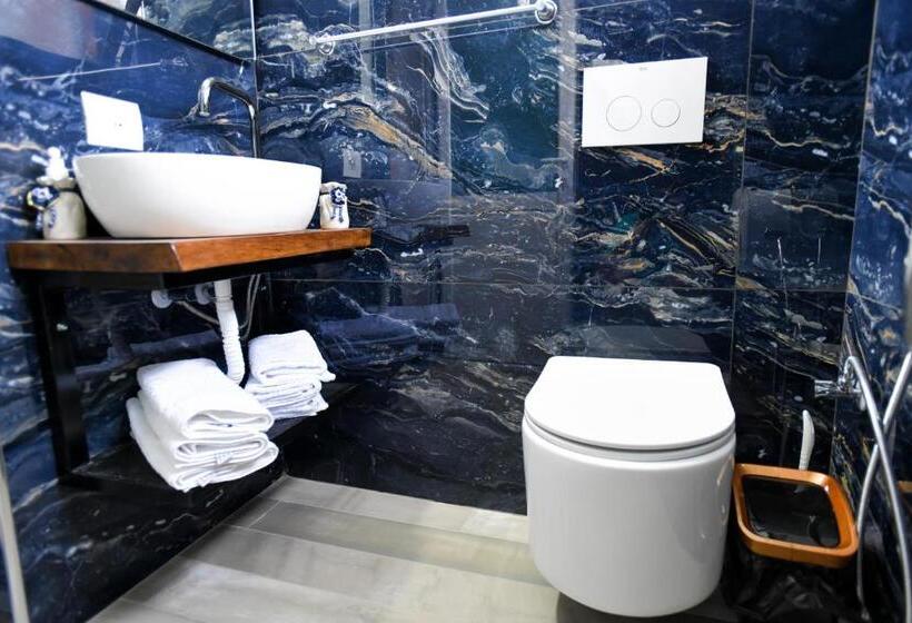 Standard Triple Room Garden View, Vila Rivaaa