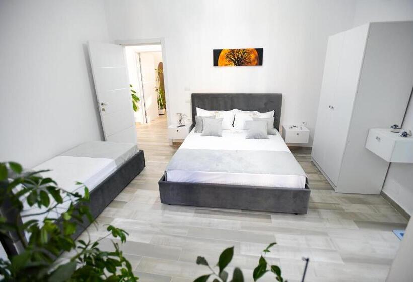 Standard Triple Room Garden View, Vila Rivaaa