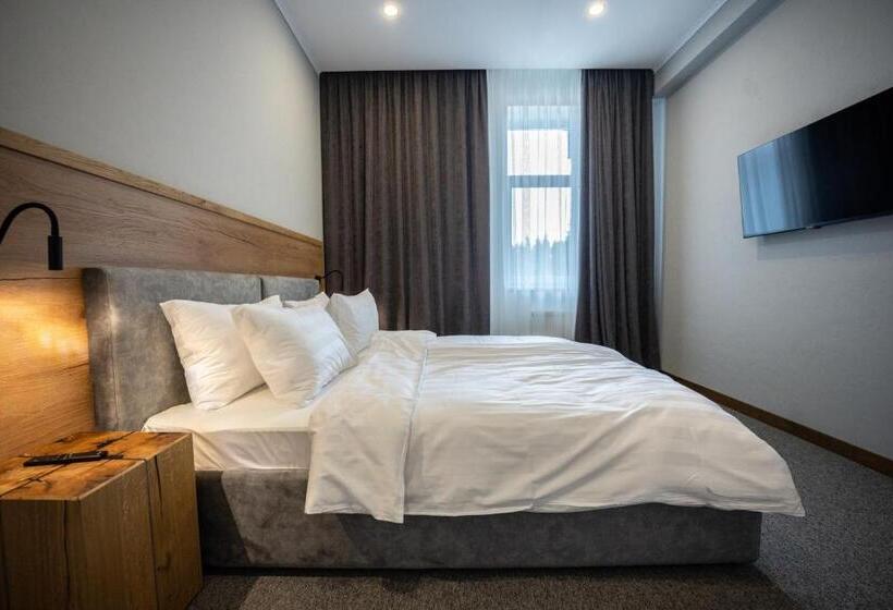 اتاق استاندارد, A