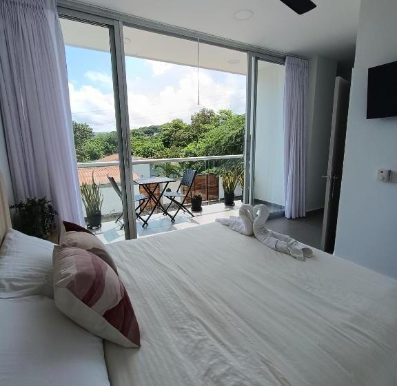 غرفة ديلوكس, Aqua House