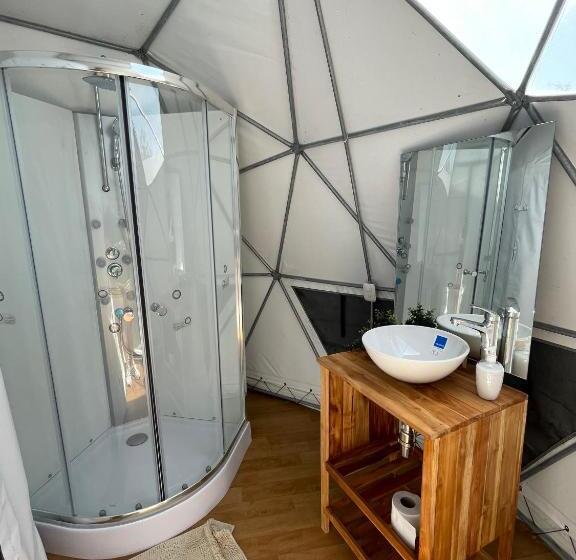 بنجلو ديلوكس, Aqua House