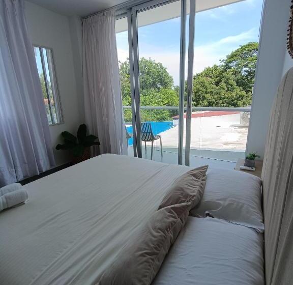 חדר דלוקס עם מרפסת, Aqua House