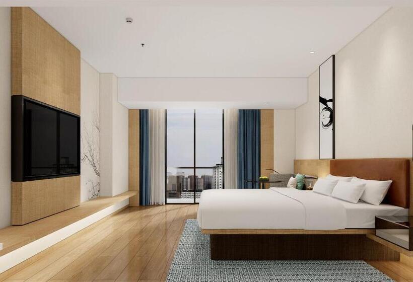 带大床的高级房间, Fairfield By Marriott Shenzhen Dameisha