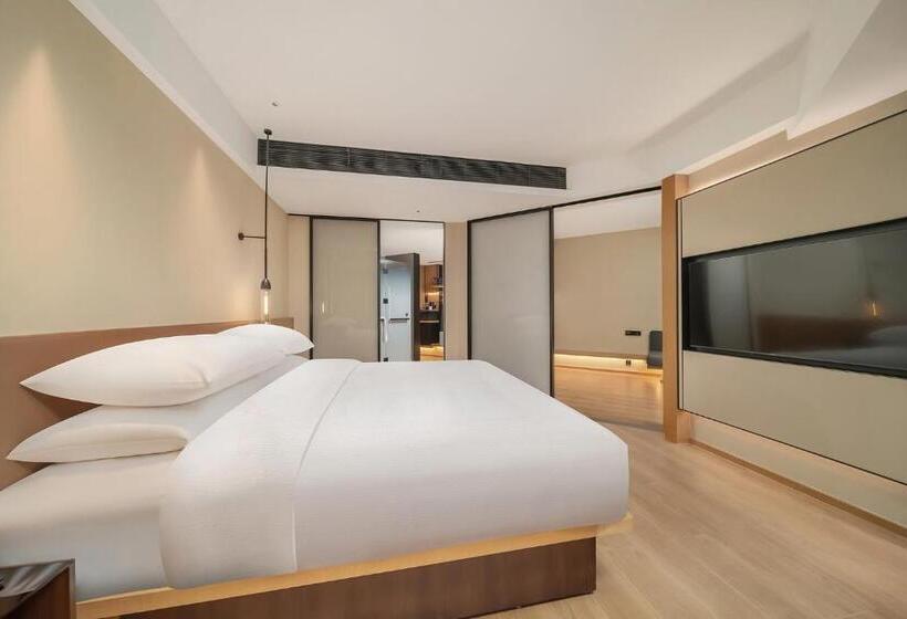高级套房, Fairfield By Marriott Shenzhen Dameisha