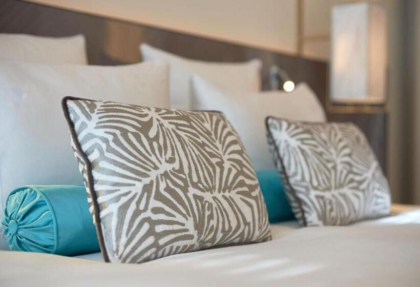 Номер Deluxe, Maison Albar   Le Victoria